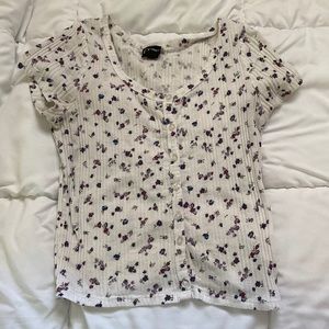 floral button up shirt(brandy melville look alike)